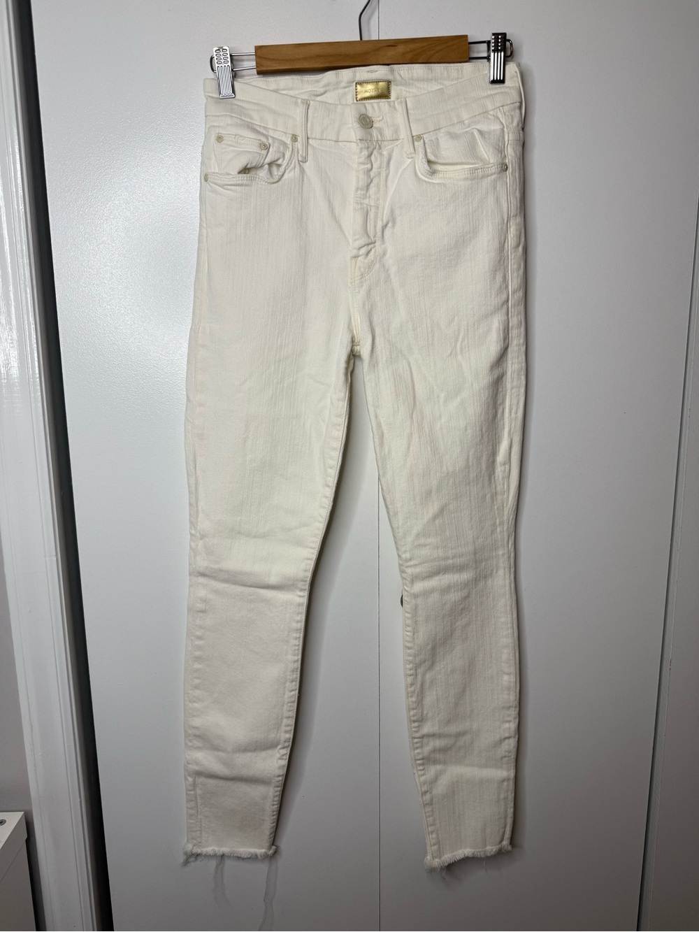 Mother Jeans High Waisted Looker Ankle Fray Whipping the Cream Size 28